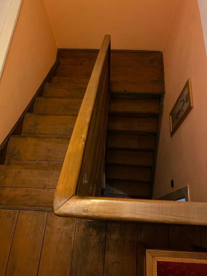 Old Summer House With Renovated Bathroom ปราก ภายนอก รูปภาพ